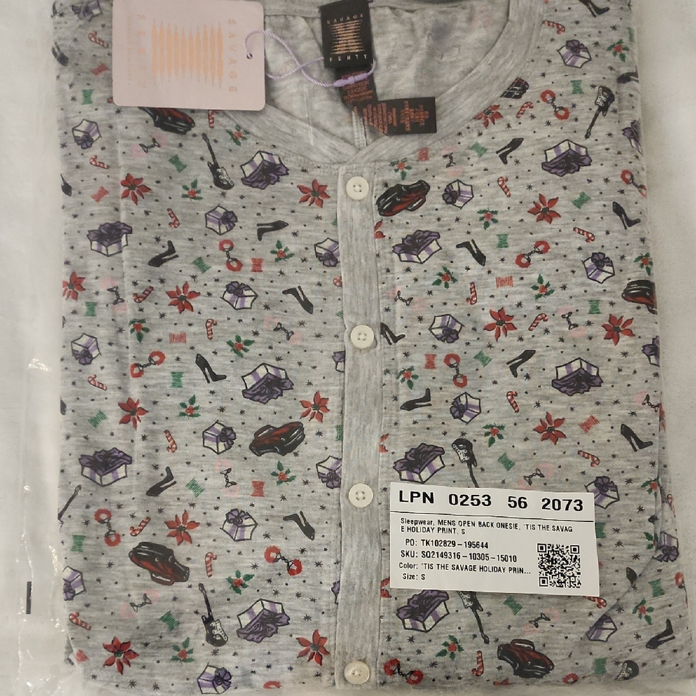 Savage X Fenty Gray Holiday Print Shirt